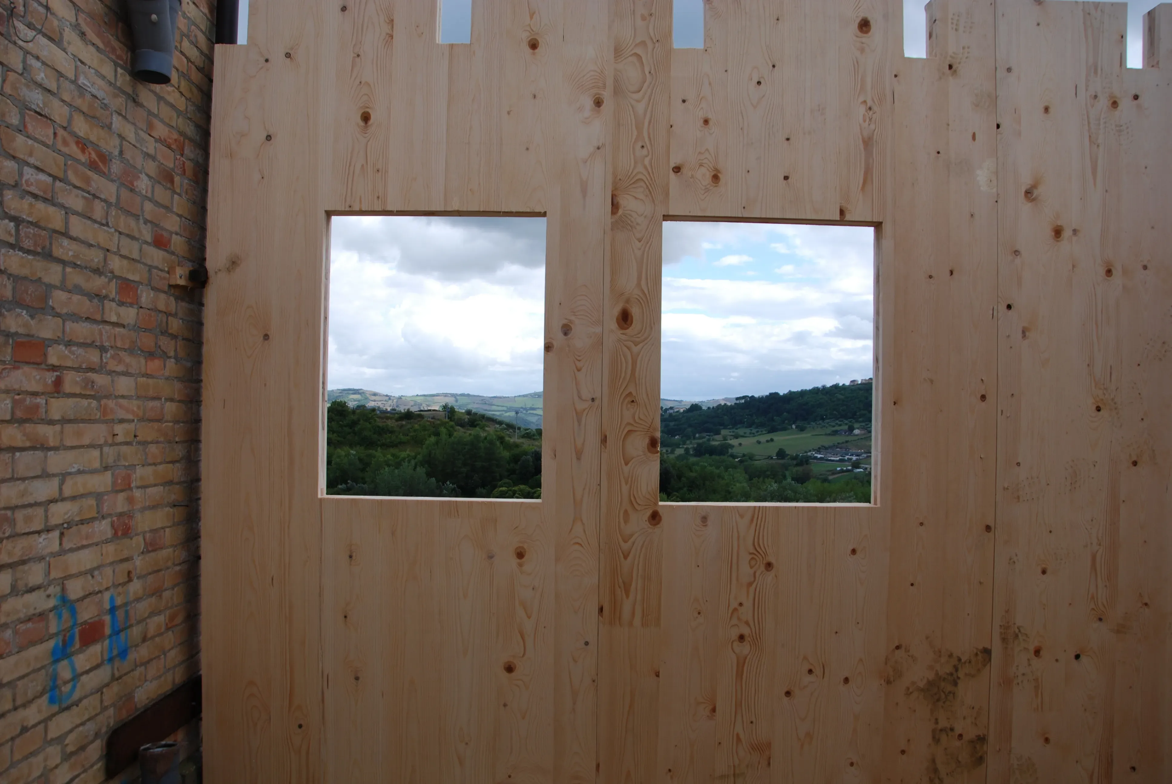 Confronto struttura in legno X-LAM e muratura in laterizio