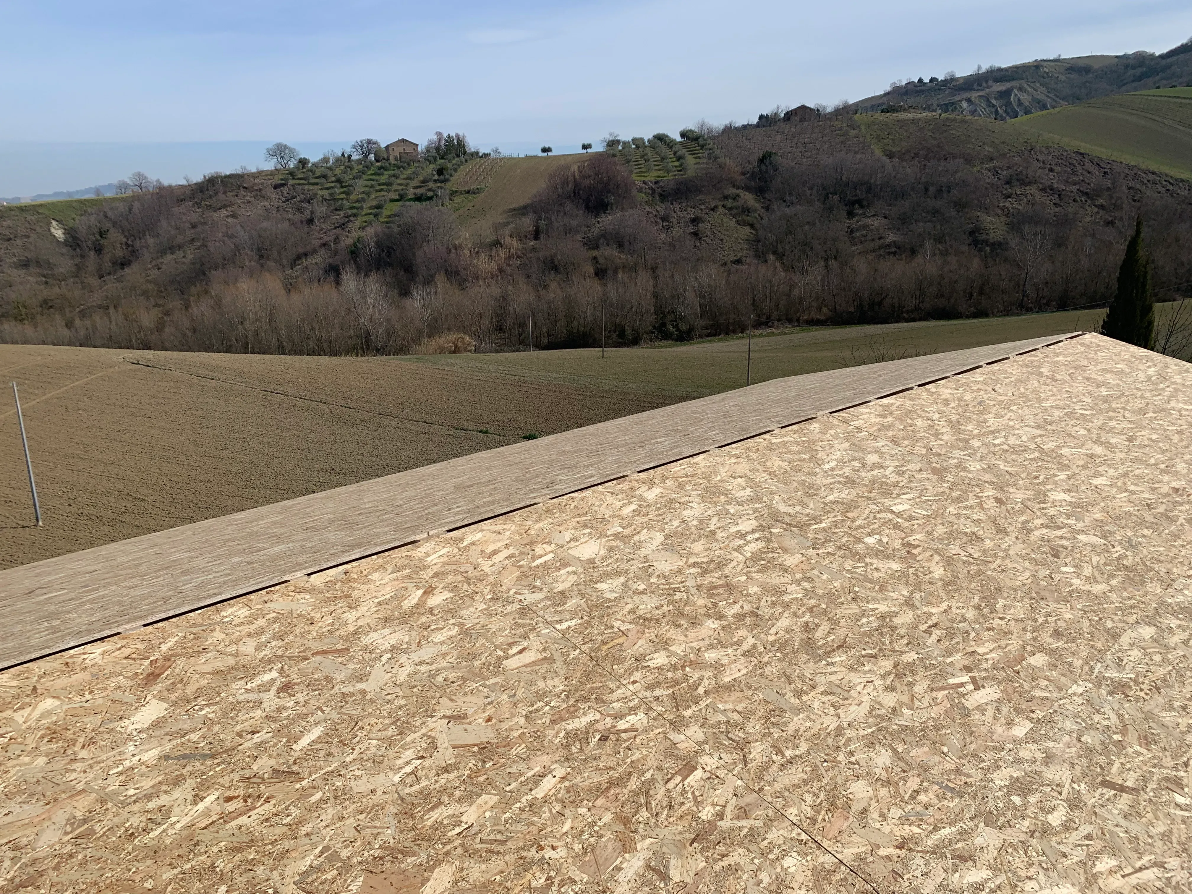 Pergolato in legno lamellare con lamelle orientabili — Legno System, Abruzzo