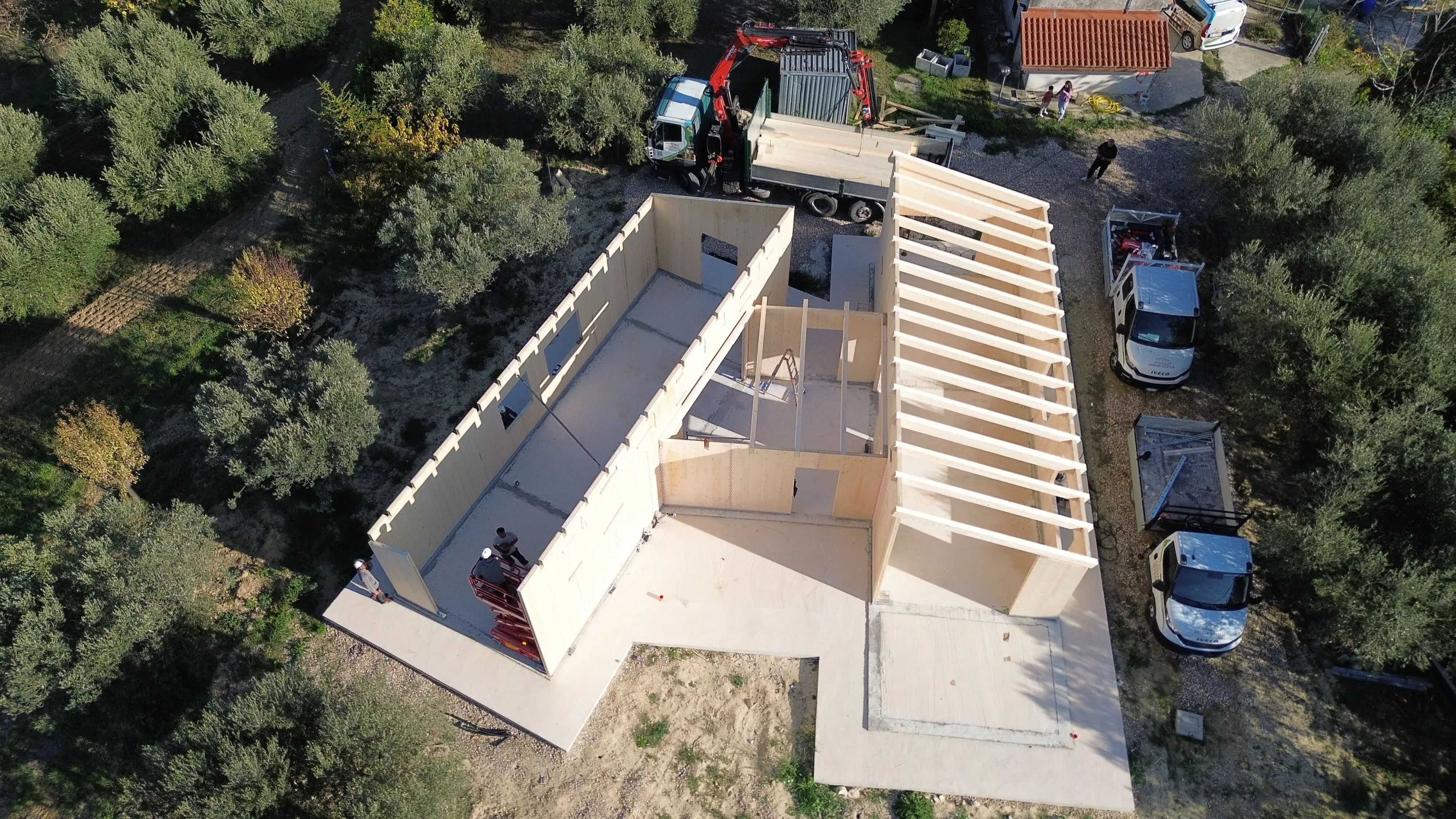 Struttura portante X-LAM — cantiere Legnosystem