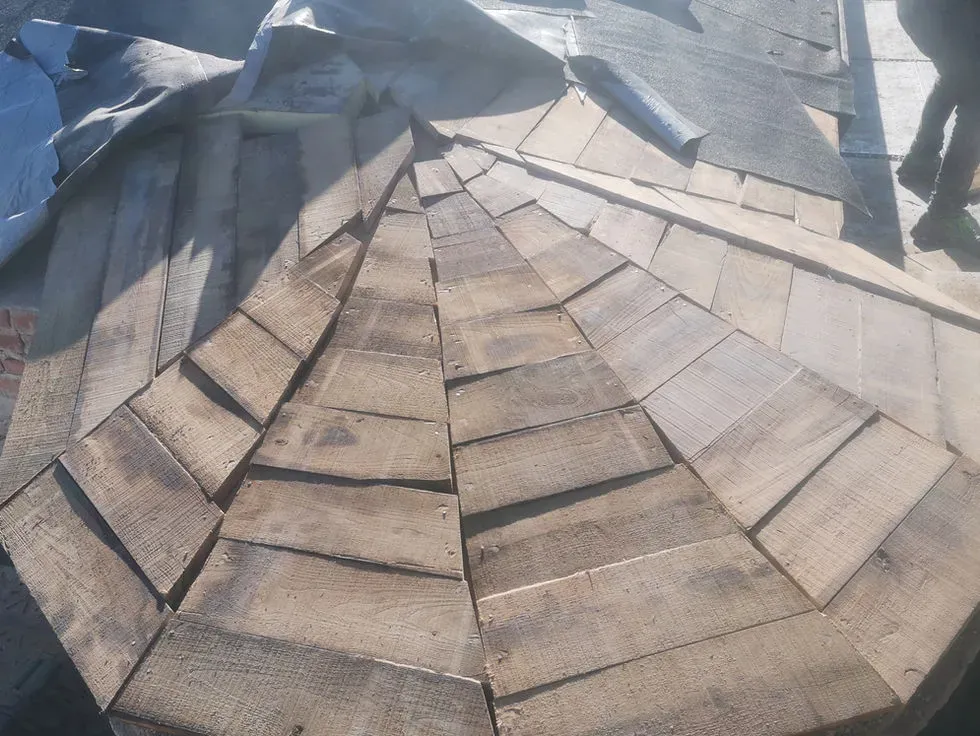 Palazzo storico "BARONE CAPPA" — Legno massello di castagno — L'Aquila (AQ) — Legno System (foto 1 di 1)