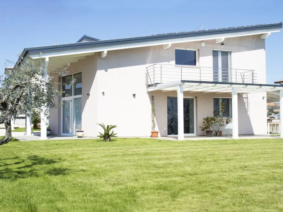 Villa unifamiliare a Nereto — X-LAM — Nereto (TE) — Legno System (foto 1 di 3)